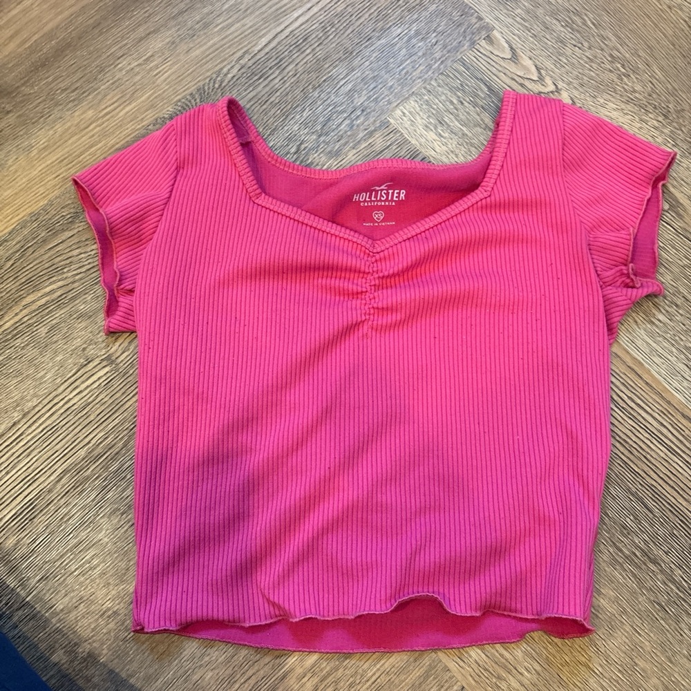 Hollister Fuchsia Ribbed V-Neck Top